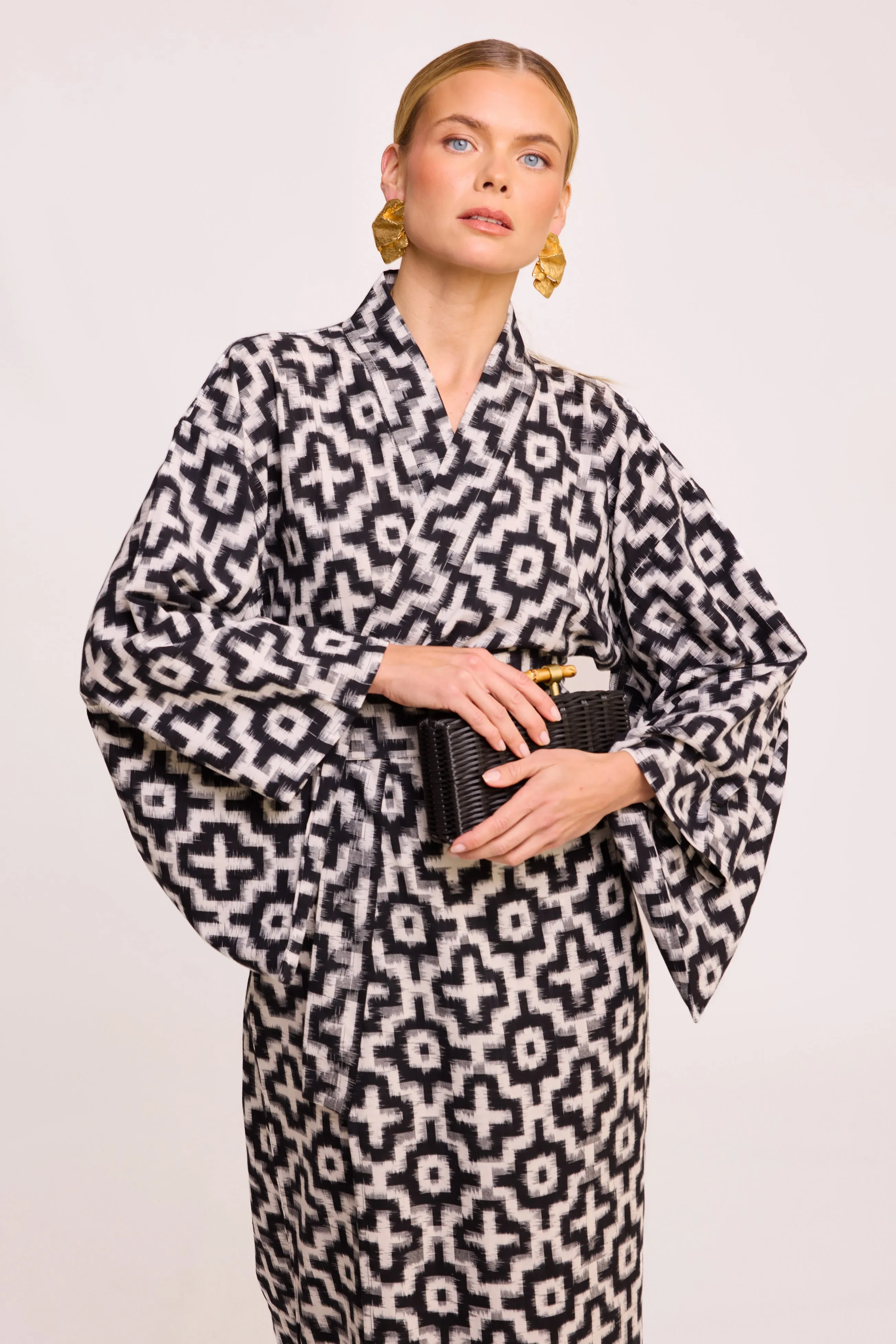 Rodoo White Kimono