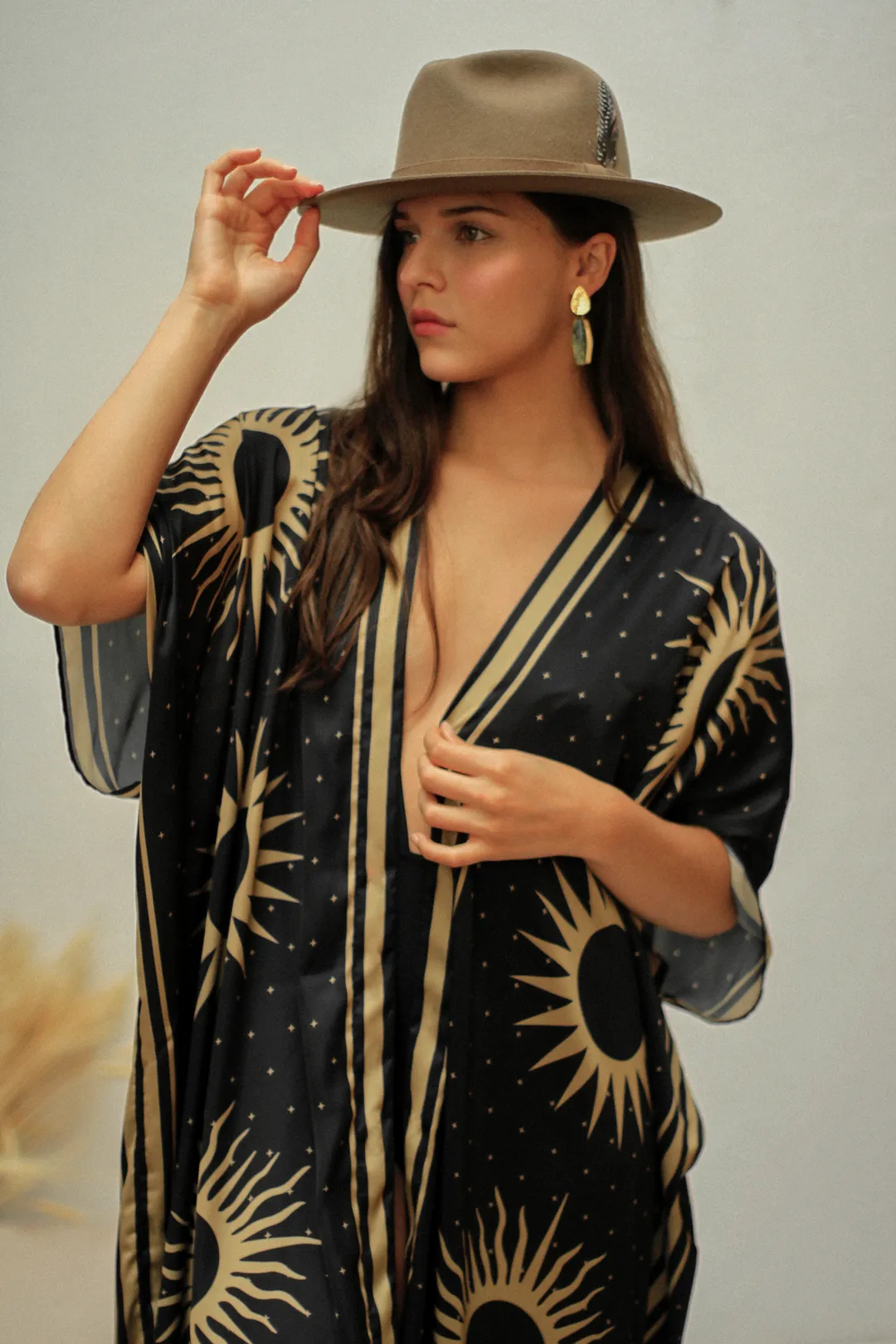 Soles Black Silk Kimono
